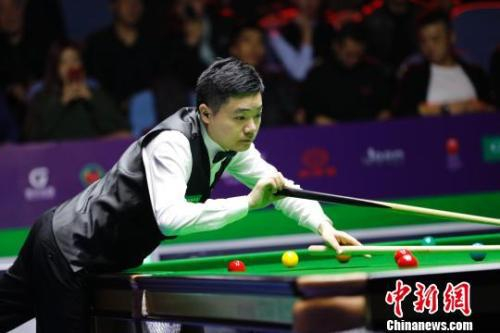 资料图：丁俊晖带火了中国斯诺克。于琨 摄