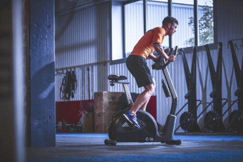 颠覆性能定义，豪华中控系统全面升级