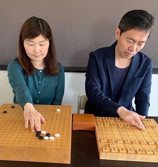 围棋&amp;将棋夫妻的日常——“保持适当的距离感”围棋