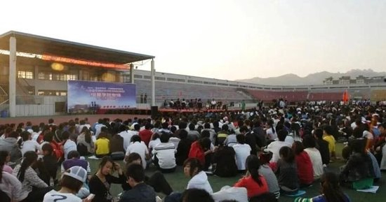 2011年围甲落户恒星，曾吸引万余师生参与