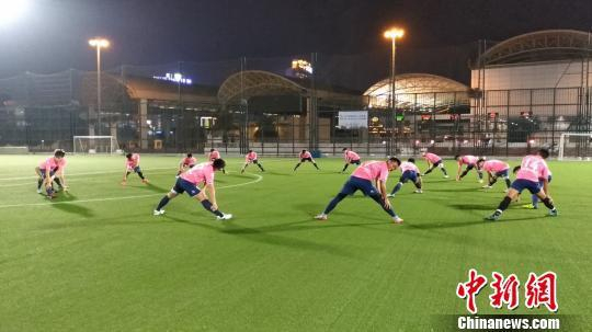 冬季户外锻炼应注意自我保护 资料图岳朝莲 摄