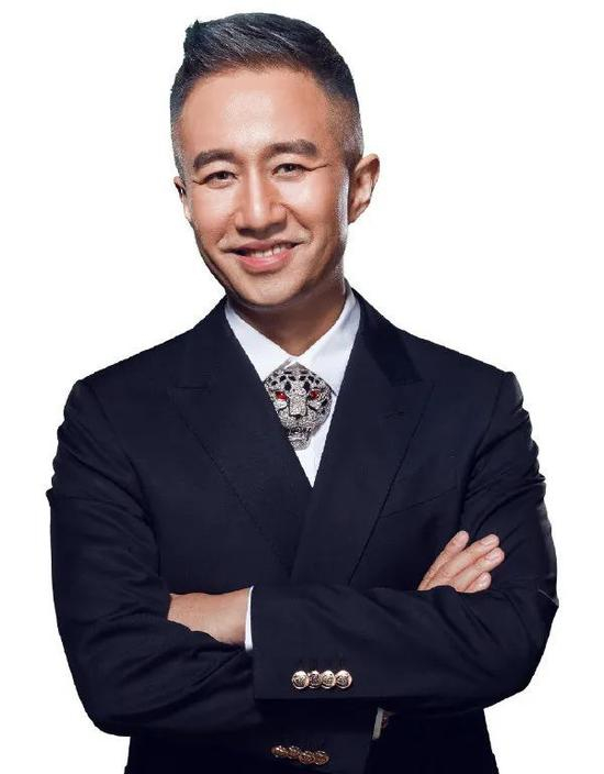 郭晨冬扬起《勇士的荣耀》风帆