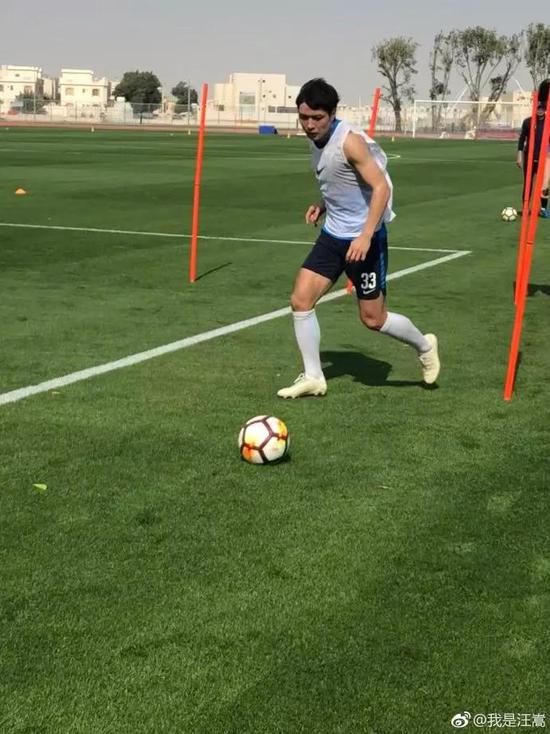 如果一切顺利，汪嵩很有可能在本赛季就企及超越徐云龙的里程碑，加冕传奇。