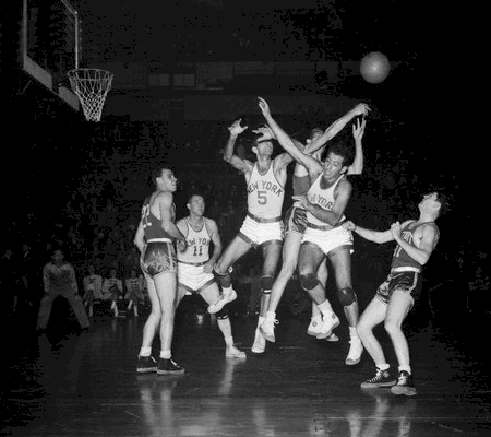 NBA1946-47赛季开始试验工资帽制度