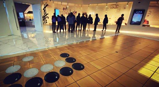 参观上海棋牌博物馆（图片by
：桑华）