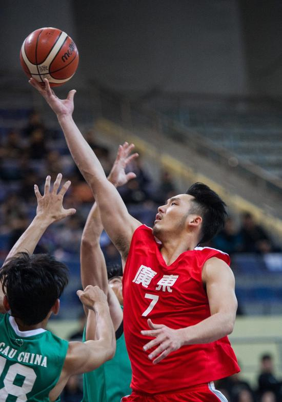 7号陈航身披广东战袍