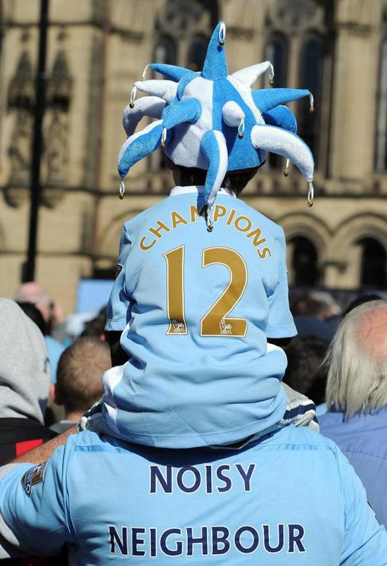 曼城如今在商场和球场都取得了成功。