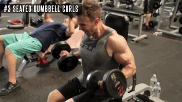 动作四：器械牧师椅弯举