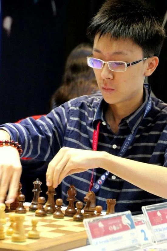 （白金石在比赛中）