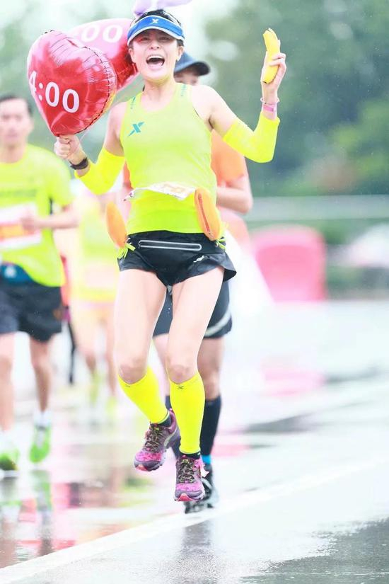 宿 &nbsp;诺：轻轻的一个“稳”，打动你的