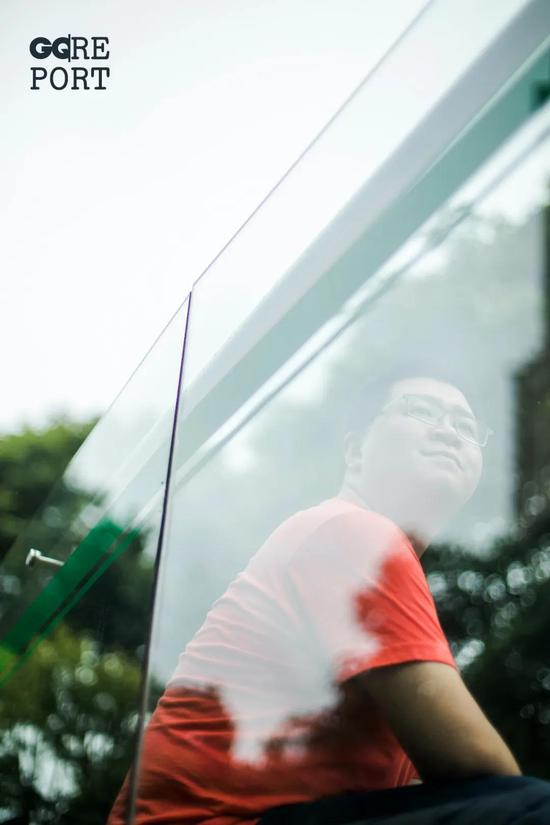 唐晖主要负责和球员及其监护人沟通