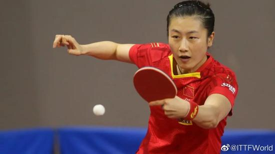 丁宁在今年3月的卡塔尔公开赛中被伊藤美诚打了个单局0：11。图片来源：国际乒联官方微博