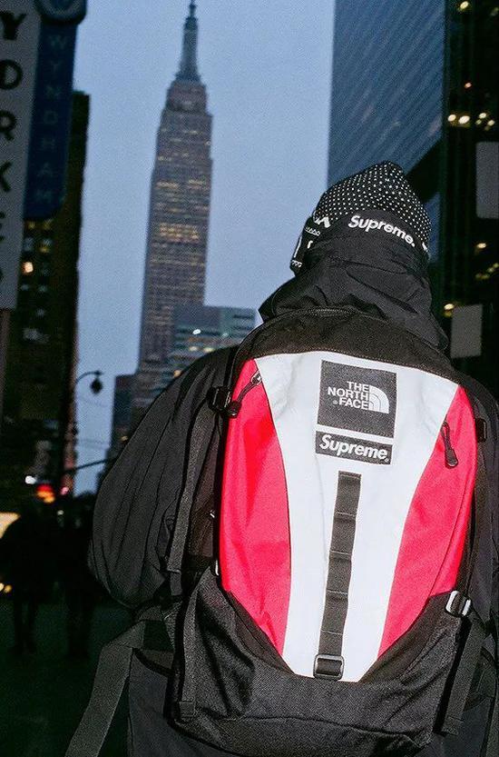 Supreme x TNF 2018秋冬第二波联名系列_手机新浪网