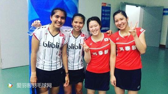 业余球友们一般晚上打3个小时的球，就算是轮流上场，至少也得打个七八局吧。