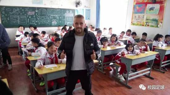 ❉&nbsp;凯文•维达尼亚