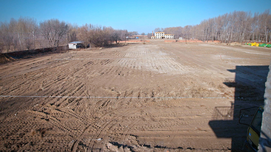 当年破旧的足球场。澎湃新闻记者 徐储立 图