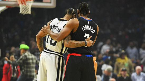 马刺用伦纳德换来了德罗赞