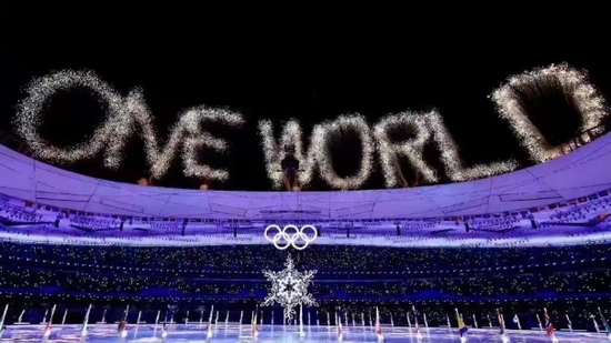 图| 2022 北京冬奥会闭幕式（图片来源：央视新闻）