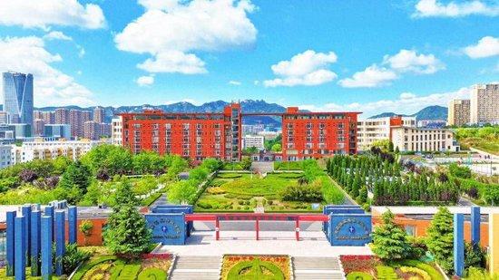 青岛恒星科技学院校园优美实力雄厚