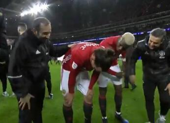 在这之前，他梅开二度，并在第87分钟打入绝杀，帮助球队问鼎联赛杯。