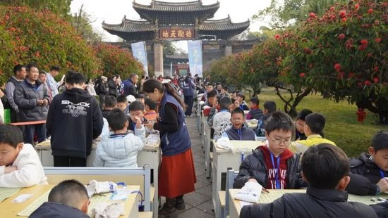  五子棋比赛现场