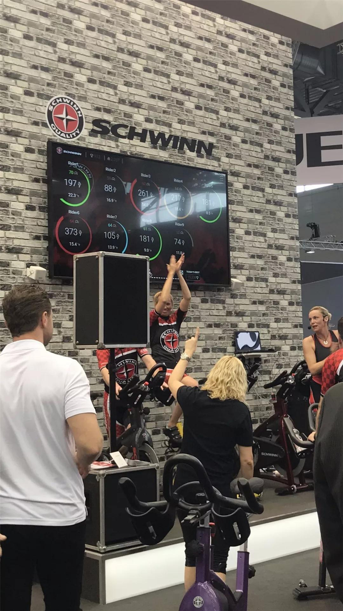 ▲Schwinn十字星单车展示现场