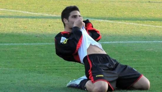 福贾时期愣头青因西涅