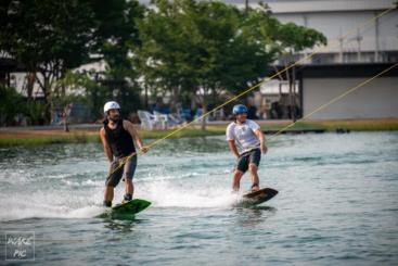 WakeaholicMIC创始人金太阳（左）和联合创始人岳翰（右）