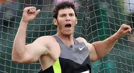 打七份工的美国铁饼选手布鲁克斯