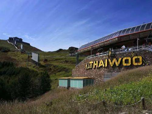 位于冬奥核心区的太舞滑雪小镇