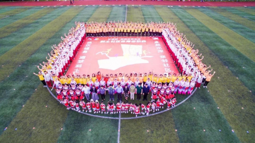 图2：参与者合影