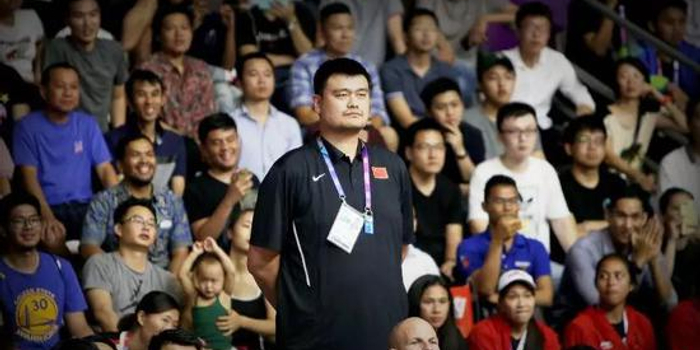 看周琦打亚运会,最紧张的是姚明