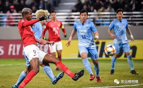 塔利斯卡像这样冲进禁区的画面太少了