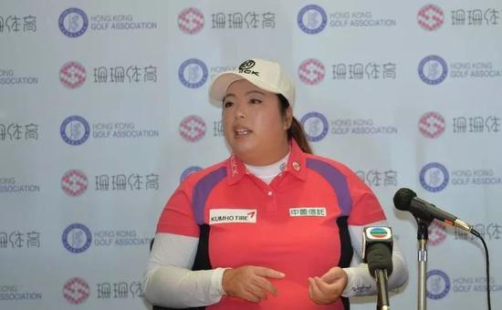 “国宝珊”在港接受记者群访