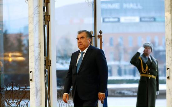 ▲塔吉克总统拉赫蒙