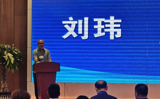 新当选会长刘玮发言
