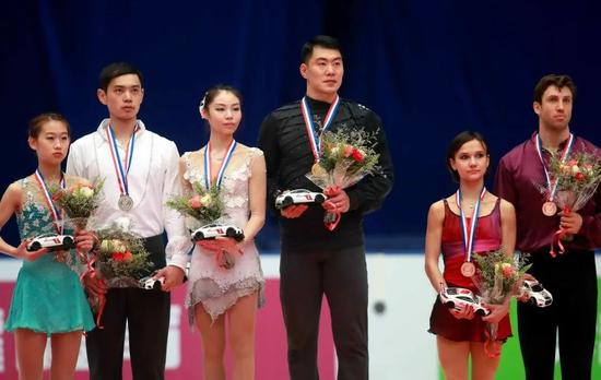 2016年中国花滑大奖赛&nbsp;于小雨/张昊摘金 彭程/金杨夺银