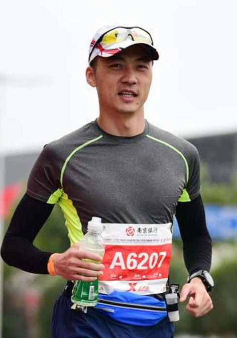 让我们一起享受这最美的马拉松赛道吧！