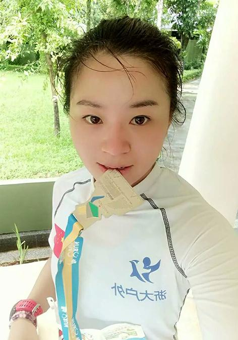 快乐奔跑，释放自己；超越自己，就是冠军