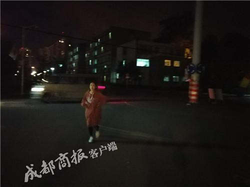 代跑应运而生，每公里收四元