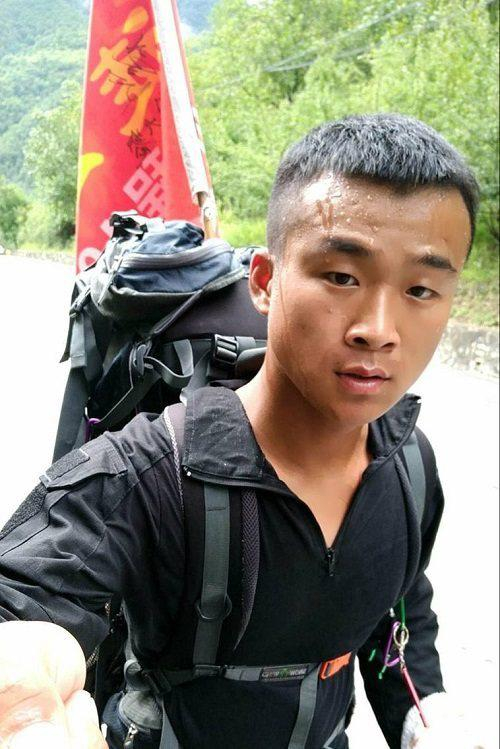 孤独时与网友相伴