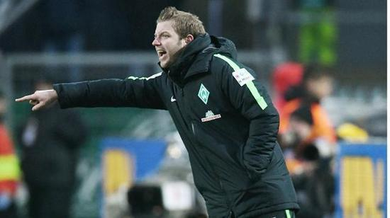 新任主帅科菲尔特