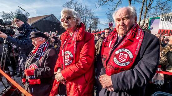 卡瑟琳娜（左起），伊丽莎白和罗夫特