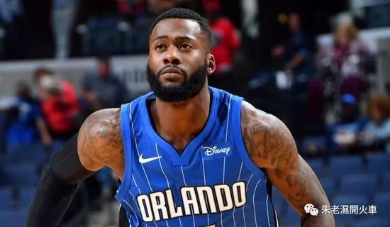 （Simmons在魔術隊表現明顯進步很多）