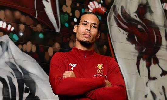 范戴克破后卫身价世界纪录加盟利物浦