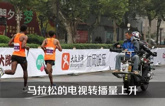 网络直播方面，乐视体育在比赛周，平均每周有2-3场的赛事转播量。