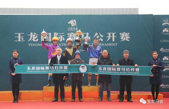 本场比赛颁奖嘉宾：澳大利亚赛马学院培训师 戴尔（Dale Spriggs）