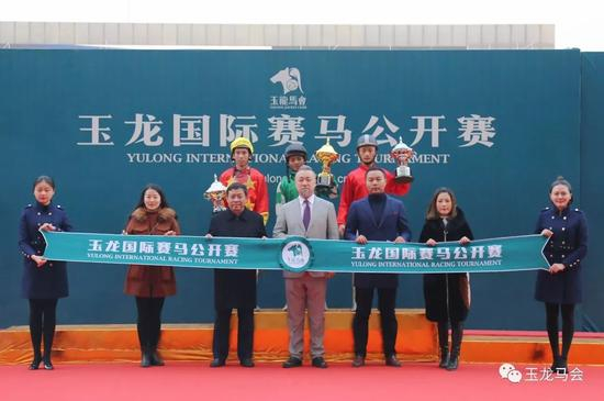 本场比赛颁奖嘉宾：太贺道融投资管理有限公司董事长：马贺