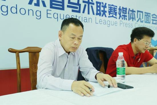 广东省马术协会常务副会长谭永强。