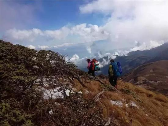横断天路勘探。图片来源：横断军团